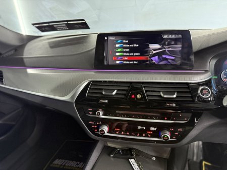 2017 BMW 5 Series - thumbnail 29