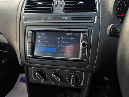 2016 Volkswagen Polo ONLY 18,500KM ! 1.2 TSI  REV CAMERA LOW TAX BAND €13,750 thumbnail