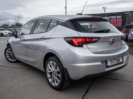2017 Opel Astra - view 3