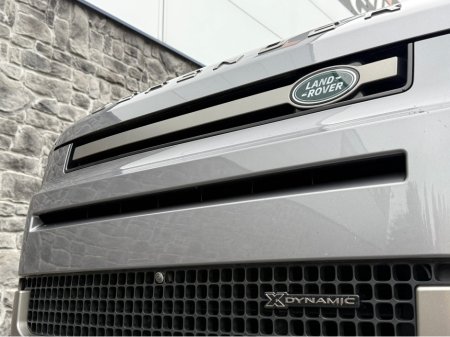 2021 Land Rover Defender - thumbnail 4