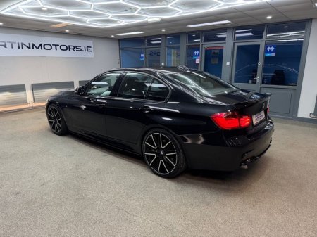 2016 BMW 3 Series - thumbnail 17