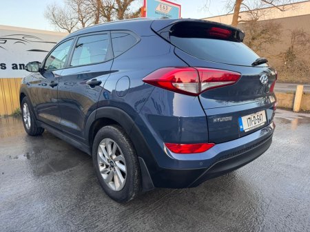 2017 Hyundai Tucson 1.7 EXECUTIVE 5DR €14,999 thumbnail