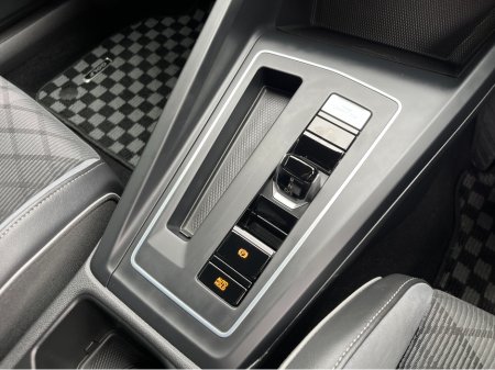 2022 Volkswagen Golf - thumbnail 16