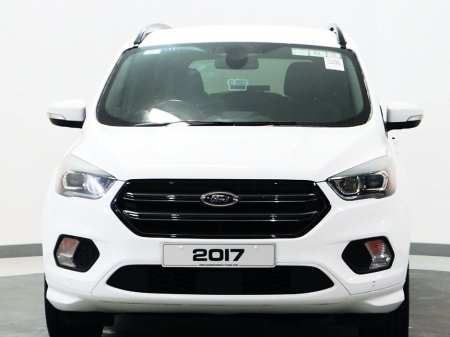 2017 Ford Kuga 1.5 TDCI 120PS FW FWD 4DR ST-LINE €15,800 thumbnail