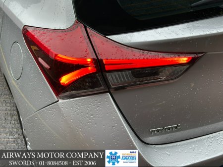 2016 Toyota Auris 1.2T ICON 5DR - LOW KMS €14,995 thumbnail
