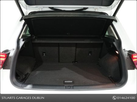 2020 Volkswagen Tiguan - thumbnail 23