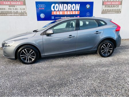2019 Volvo V40 2.0 D2 MOMENTUM EDITION 120BHP ( 192 REG €16,700