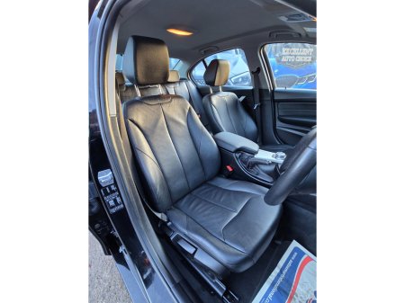 2018 BMW 3 Series - thumbnail 8