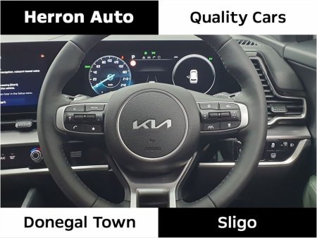 2024 Kia Sportage HEV 1.6T €39,900 thumbnail