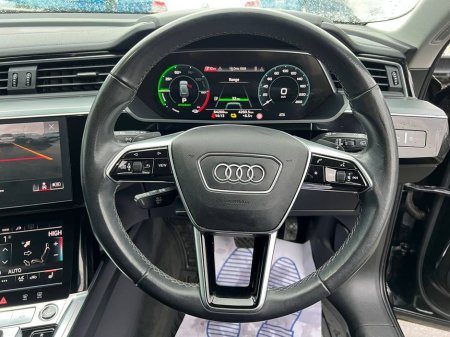 2023 Audi Q8 e-tron E-TRON SPORT 55 QUATTRO // APPLE CARPLAY/ANDROID AUTO // ADAPTIVE AIR SUSPENSION // DUAL ZONE CLIMATE CONTROL €40,950 thumbnail