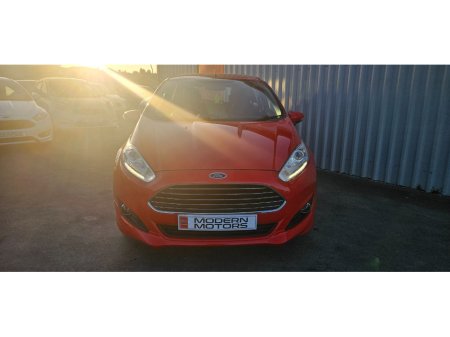 2015 Ford Fiesta - thumbnail 10