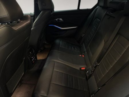 2019 BMW 3 Series - thumbnail 16