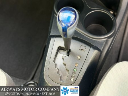 2020 Toyota Aqua - thumbnail 13