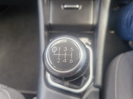 2017 Toyota Corolla - thumbnail 8