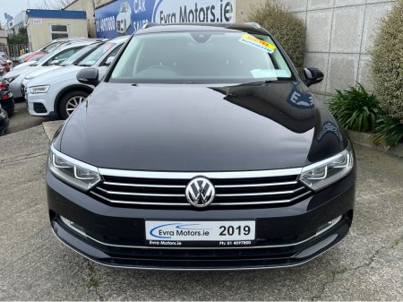 2019 Volkswagen Passat - thumbnail 2
