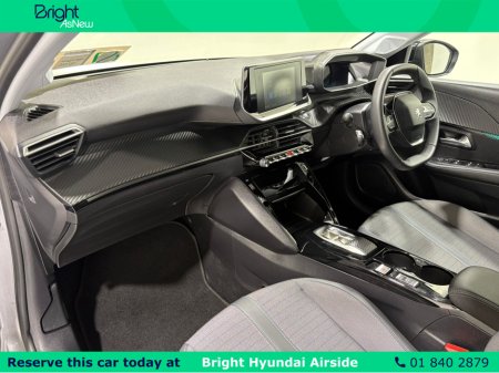 2023 Peugeot 208 - thumbnail 18