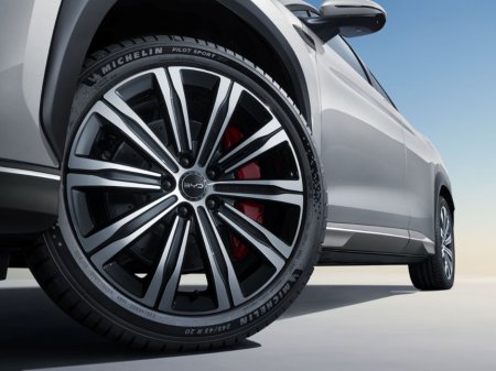 2026 BYD Sealion 7 Design AWD 82.5kWh €53,990 thumbnail