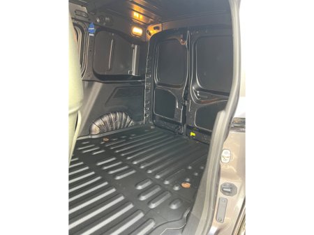 2021 Peugeot Partner  thumbnail