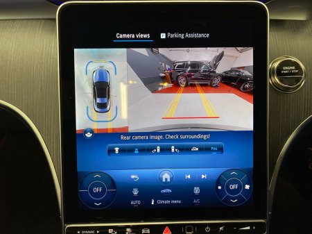 2025 Mercedes-Benz CLE CLE 300e AMG Line Premium €75,950 thumbnail