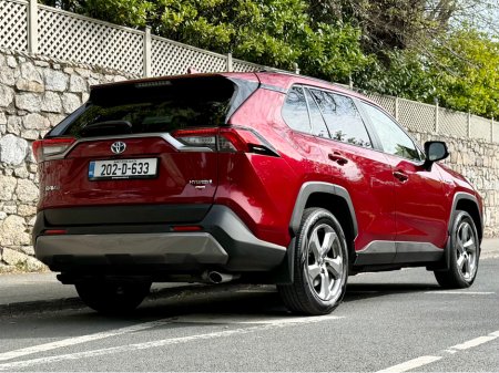 2020 Toyota Rav4 - photo 5