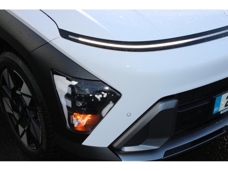 2024 Hyundai Kona 1.6 HYBRID Elegance Auto €32,950 thumbnail