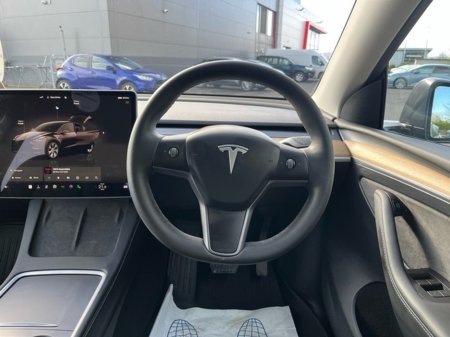 2022 Tesla Model Y - thumbnail 9