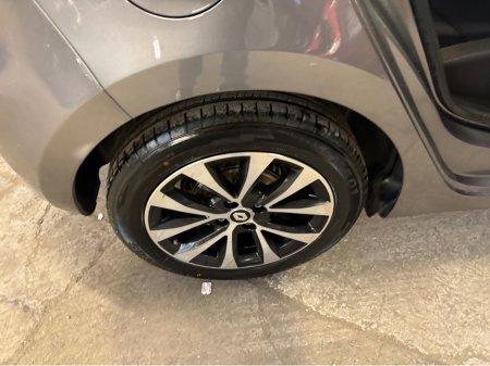 2023 Renault Clio EQUILIBRE TCE 90 CVT DFUL DFULL MY2 Finance Available own this car from €79 per week €18,499 thumbnail