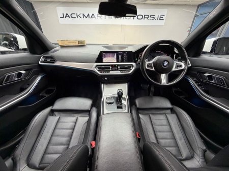 2021 BMW 3 Series - thumbnail 29