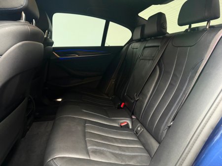 2021 BMW 5 Series - thumbnail 13