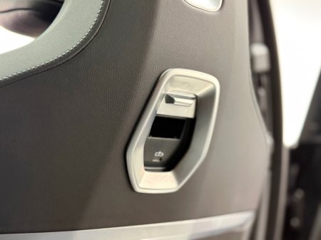 2024 BMW 7 Series 750E M SPORT XDRIVE SAPPHIRE BLACK €94,990 thumbnail