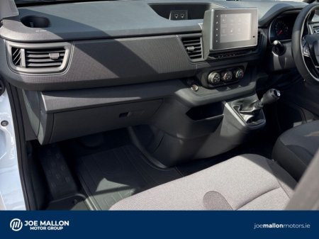 2026 Renault Trafic - photo 4