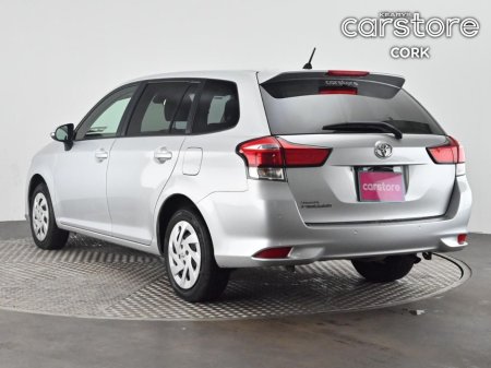 2018 Toyota Corolla - thumbnail 3