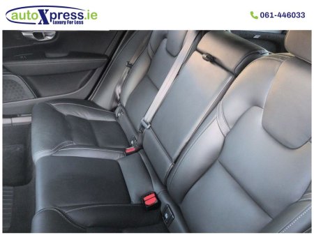 2022 Volvo V90 4WD RECHARGE PLUG-IN HYBRID T8 AWD thumbnail