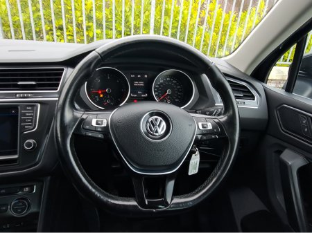 2017 Volkswagen Tiguan 2.0 Diesel SE Nav Model Bluemotion 150 BHP. thumbnail