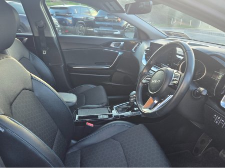 2023 Kia XCeed PE PHEV 5DR AUTO €25,950 thumbnail