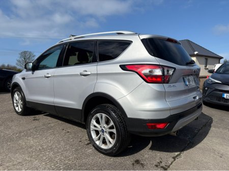 2018 Ford Kuga - thumbnail 3