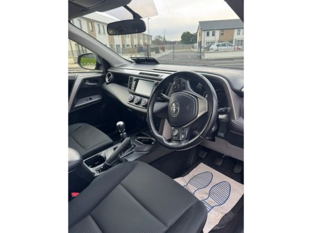 2017 Toyota Rav4 2.0 D-4D LUNA 4DR €13,950 thumbnail