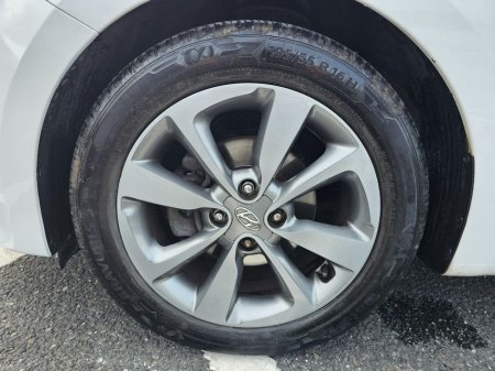 2016 Hyundai i20 - thumbnail 28