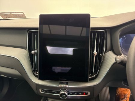 2026 Volvo XC60 - thumbnail 15