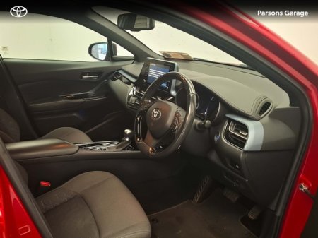 2020 Toyota C-HR C-HR 1.8 HYBRID SPORT €21,995 thumbnail