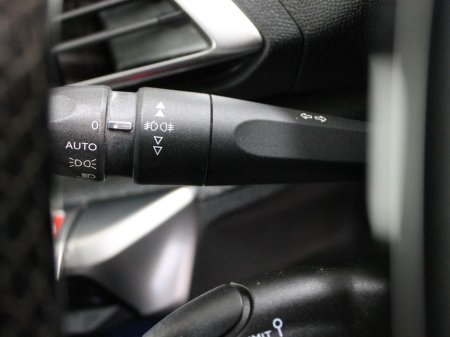 2019 Peugeot 3008 - thumbnail 24