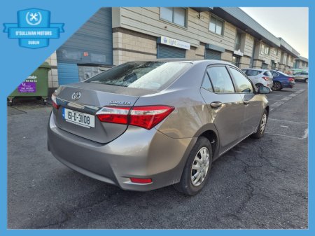 2015 Toyota Corolla - thumbnail 6