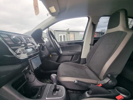 2014 Volkswagen up! - thumbnail 18