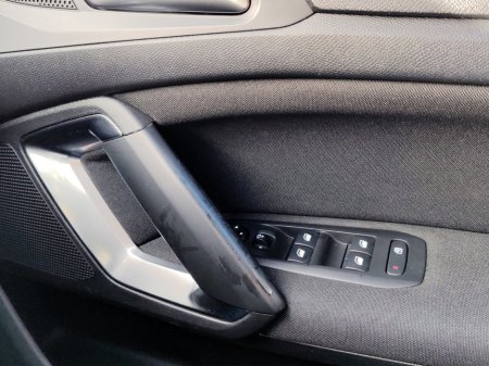 2018 Peugeot 308 1.6 HDi 100bhp Active €11,950 thumbnail