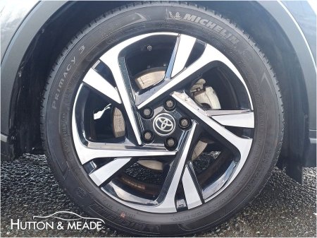 2023 Toyota C-HR Sport HEV 1.8 Petrol 5dr €28,444 thumbnail