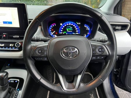 2022 Toyota Corolla SOL ESTATE 1.8 HYBRID // DIAMOND CUT ALLOYS // REVERSE CAMERA // ADAPTIVE CRUISE CONTROL €20,900 thumbnail