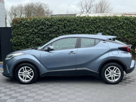 2020 Toyota C-HR - thumbnail 3