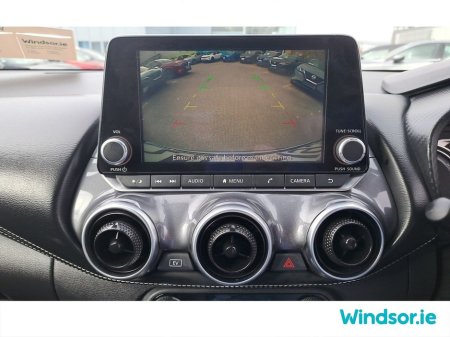 2023 Nissan Juke HYBRID 1.6 SV PREMIUM €27,995 thumbnail