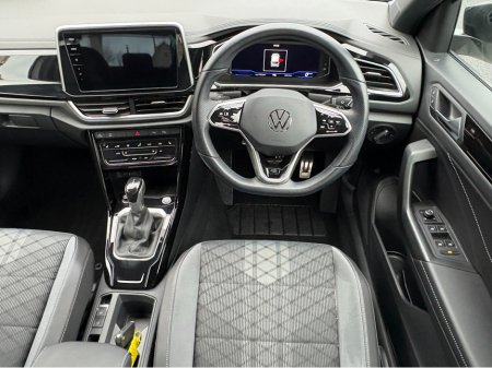 2023 Volkswagen T-Roc R-LINE 2.0TDI 150BHP AUTOMATIC €36,950 thumbnail