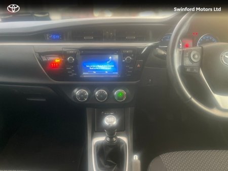 2017 Toyota Corolla - thumbnail 8